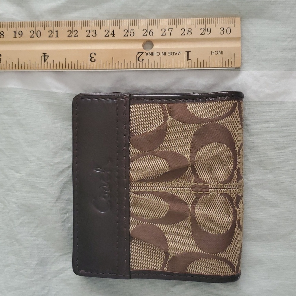 Coach Small Classic Fold Wallet - Picture 9 of 11
